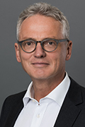 Robert Schindler, Firmenkunden-Bereichsvorstand Süd, Commerzbank